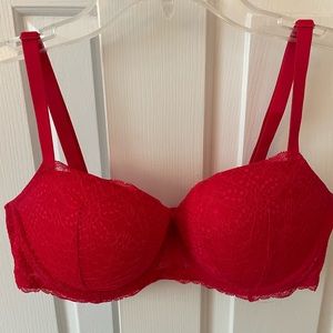 PINK Victoria’s Secret Date Push-Up Bra
